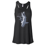 Dos nageurs plongée femme requins et nageuse noir