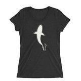 Tee shirt plongée à col large pour femme requin noir