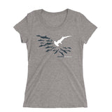 Tee shirt plongée femme col large requin marteau gris