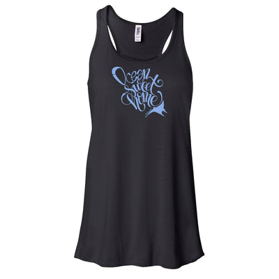 Dos nageur plongée femme raie manta noir