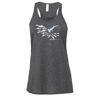 Dos nageur plongée femme requin gris