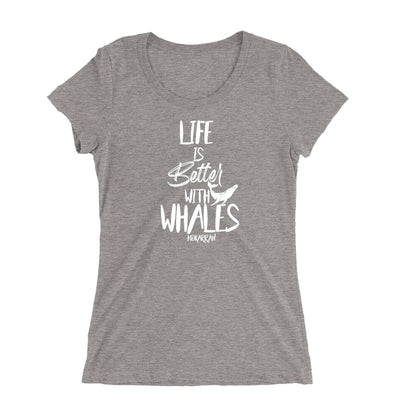 Tee shirt plongée gris foncé pour femme life is better with whale gris