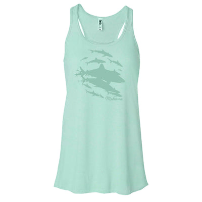 Dos nageurs plongée femme mur de requin vert