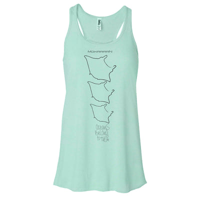 Dos nageurs plongée femme raies manta vert