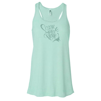 Dos nageur plongée femme raie manta vert