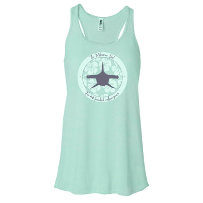 Dos nageurs plongée femme grand requin marteau vert