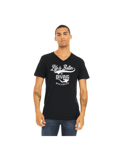 T-shirt col V Life is Better in Diving